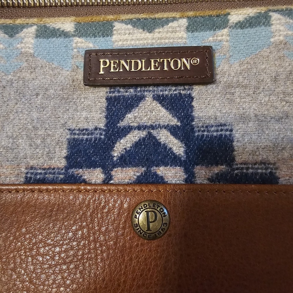 Pendleton Woolen Mills  Brown Leather with Wool Fabric  Zip Crossbody Bag